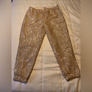 Who’s ready for some gold sequin, shimmer joggers!!?